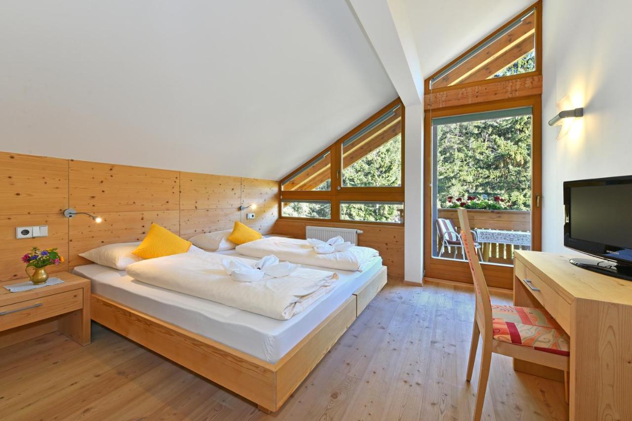 Hotel Ranuimuellerhof Фунес Экстерьер фото